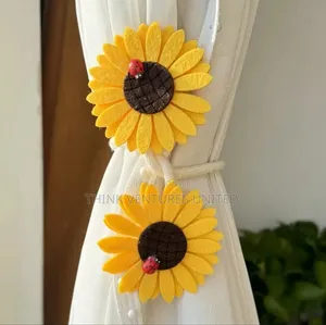 Lady Bird Curtain Holder
