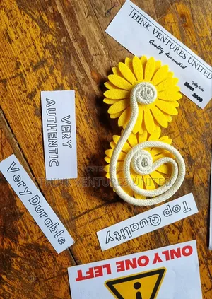 Lady Bird Curtain Holder