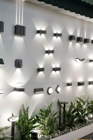 Great Wall Compound Decor