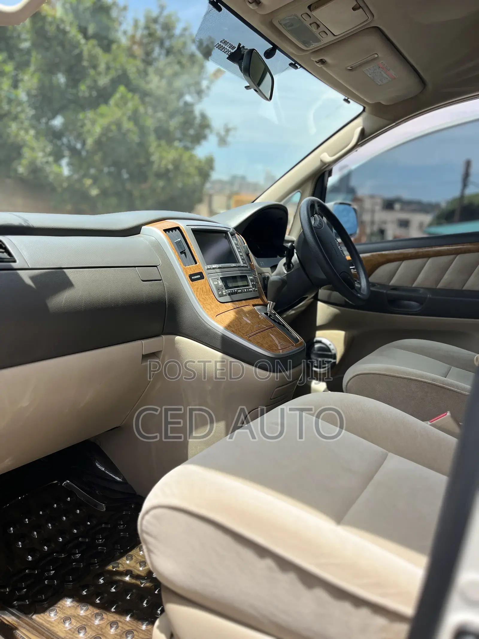 Toyota Alphard 2007 White