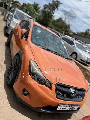 Subaru XV 2015 Orange