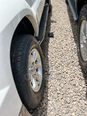 Toyota Land Cruiser Prado 2007 White