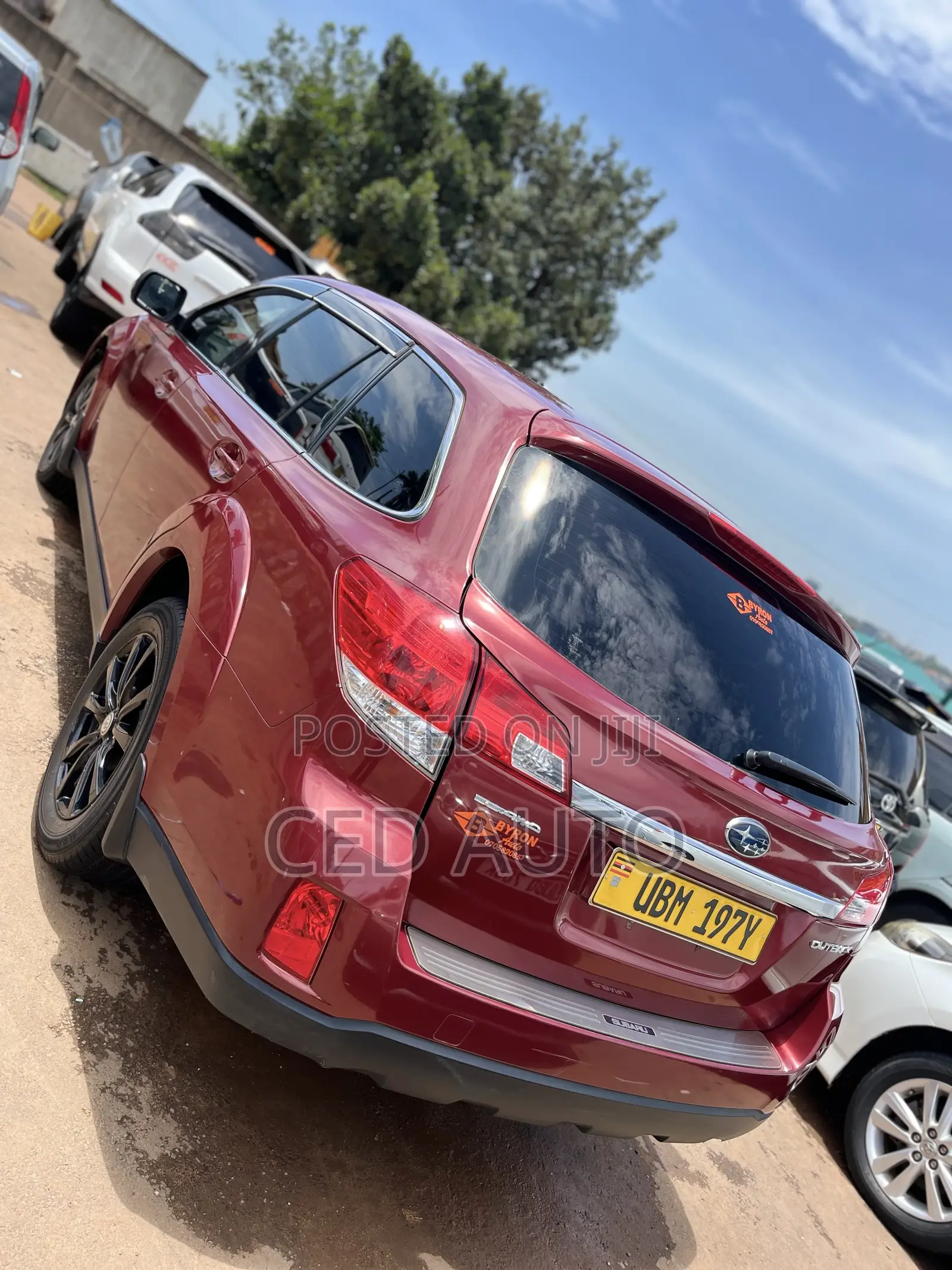 Subaru Outback 2010 Red