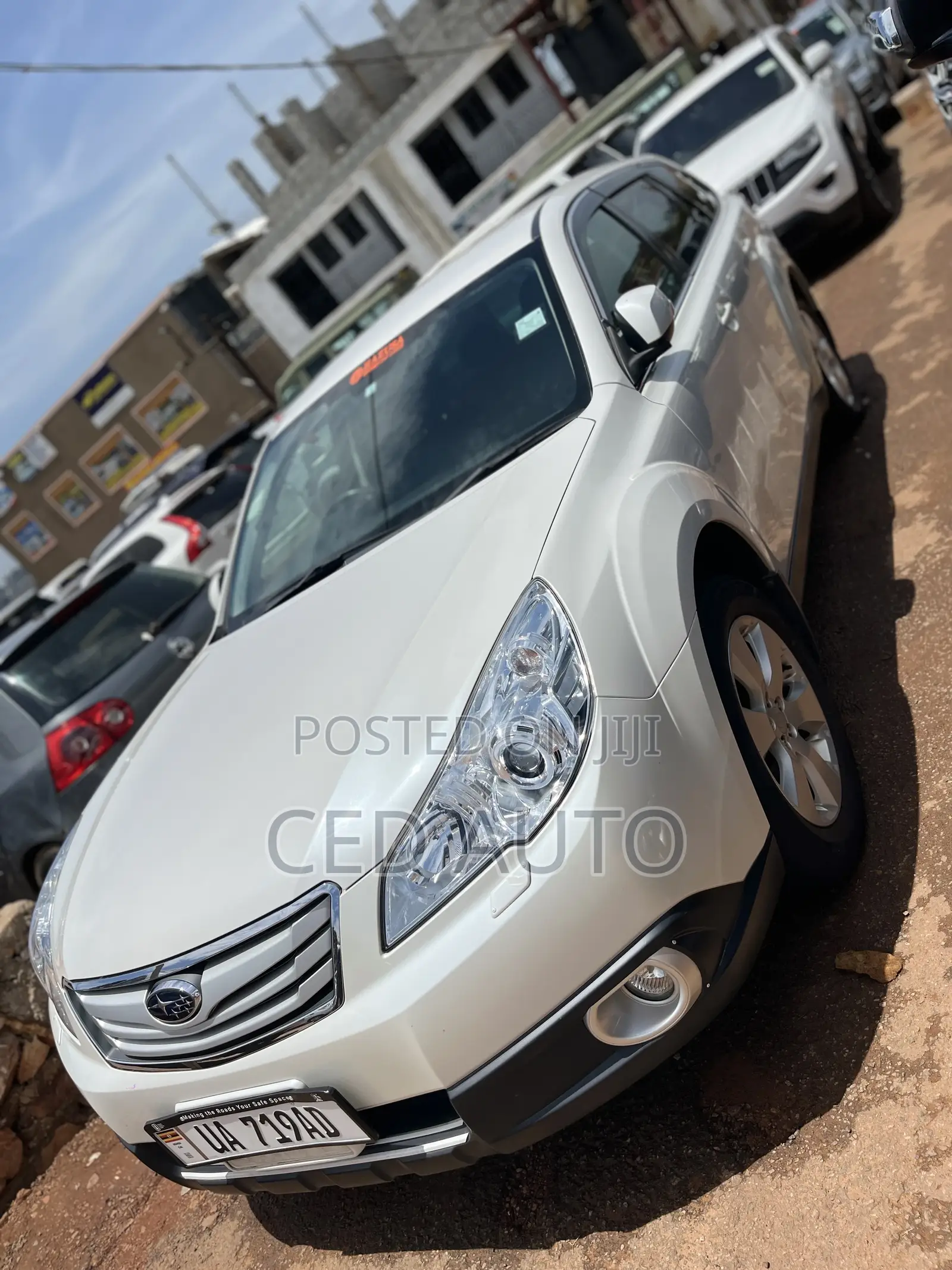 Subaru Outback 2010 White