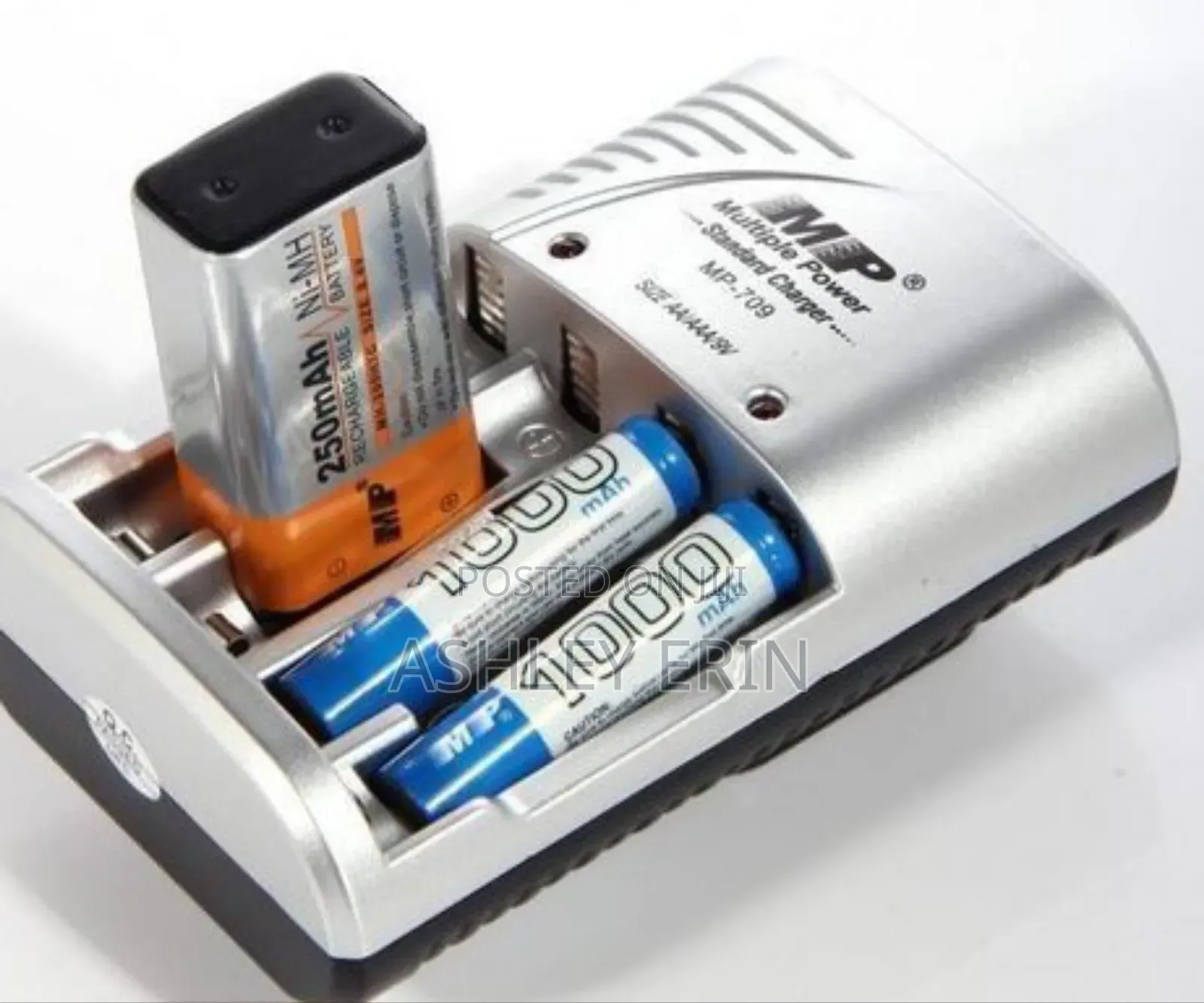 Electric Rechargeable Battery Charger Size Aa Aaa and 9v