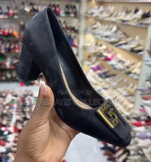 Women's Wedged Shoes
