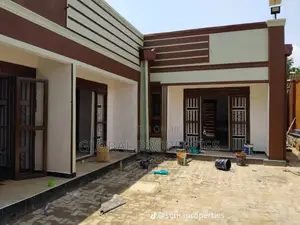 1bdrm Bungalow in Buuto Road, Central Division for rent