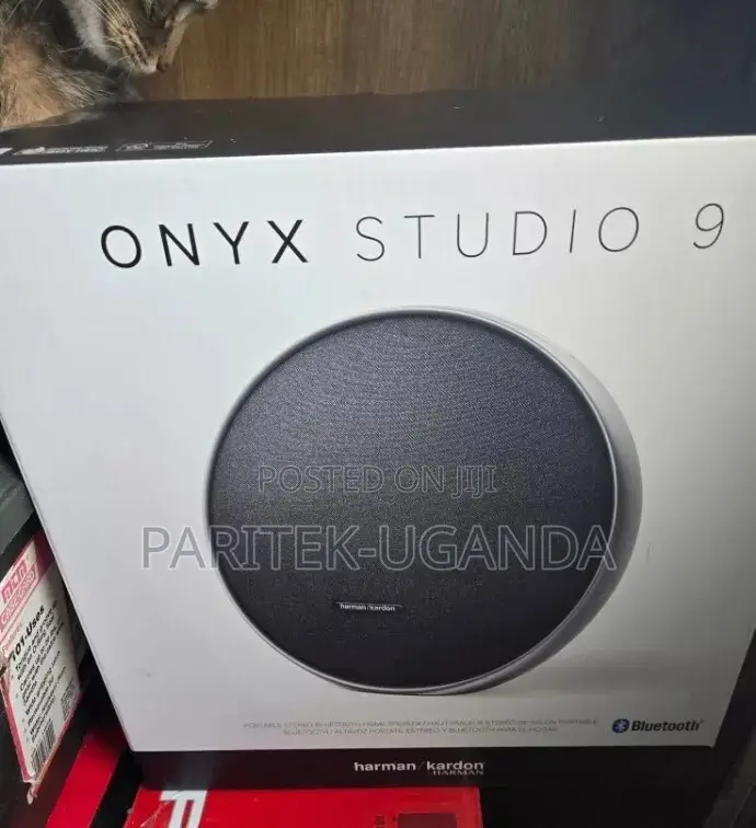 Harman Kardon Onyx Studio 9