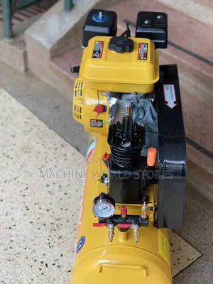 Italy Design Single Piston Air Compressor 50l Petrol