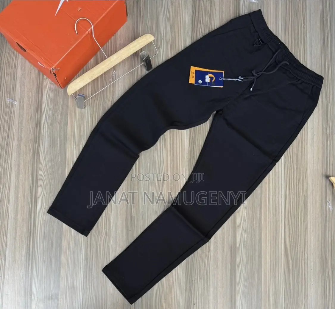 Plain Black Sweater Pant