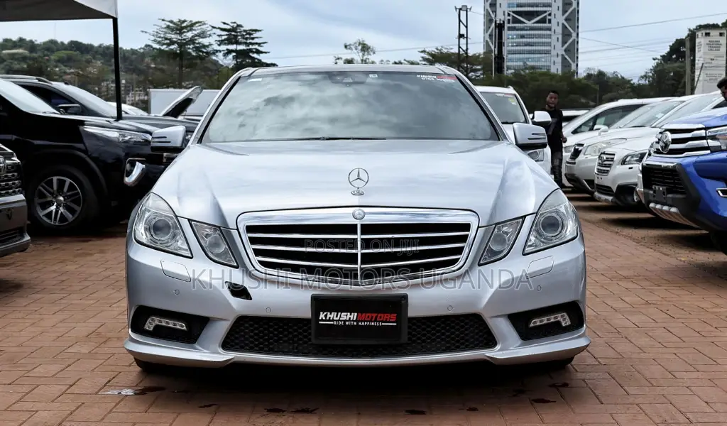 Mercedes-Benz E250 2011 Silver