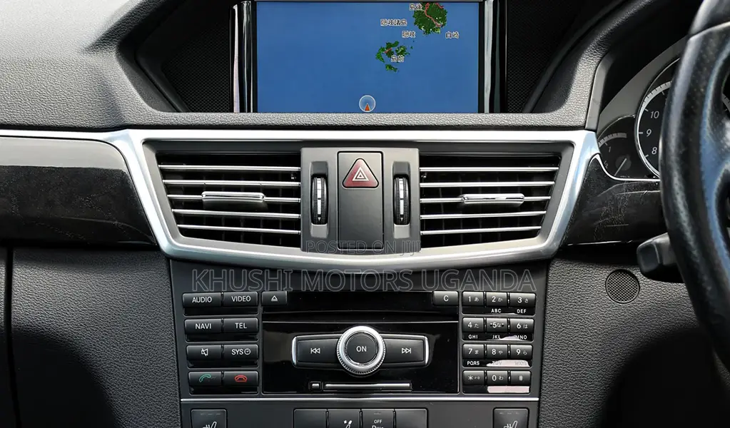 Mercedes-Benz E250 2011 Silver