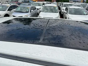Toyota Harrier 2.0 2017 White