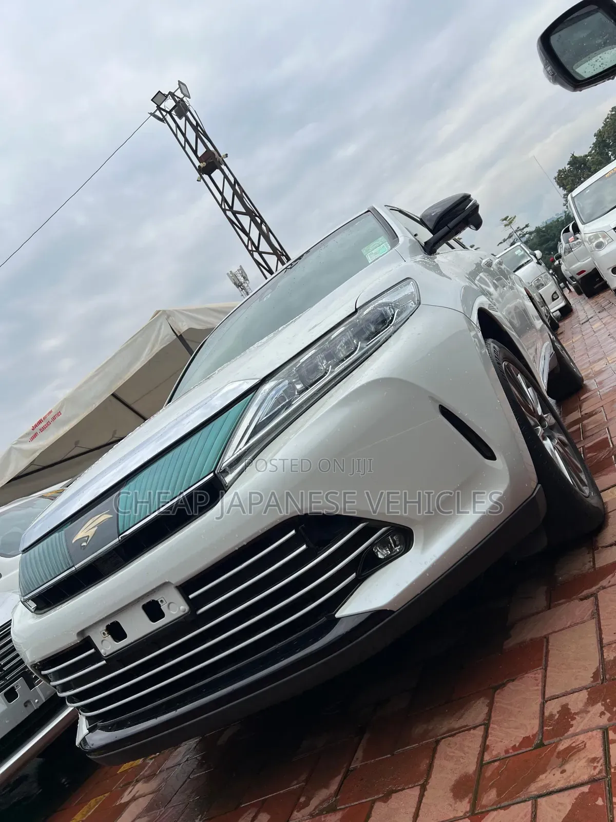 Toyota Harrier 2.0 2017 White