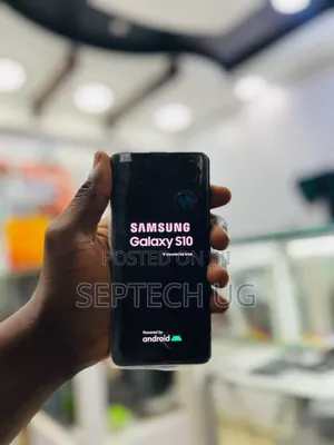 New Samsung Galaxy S10 128 GB Black