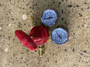 Oxygen Regulator