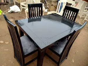 Classic Dinning Table