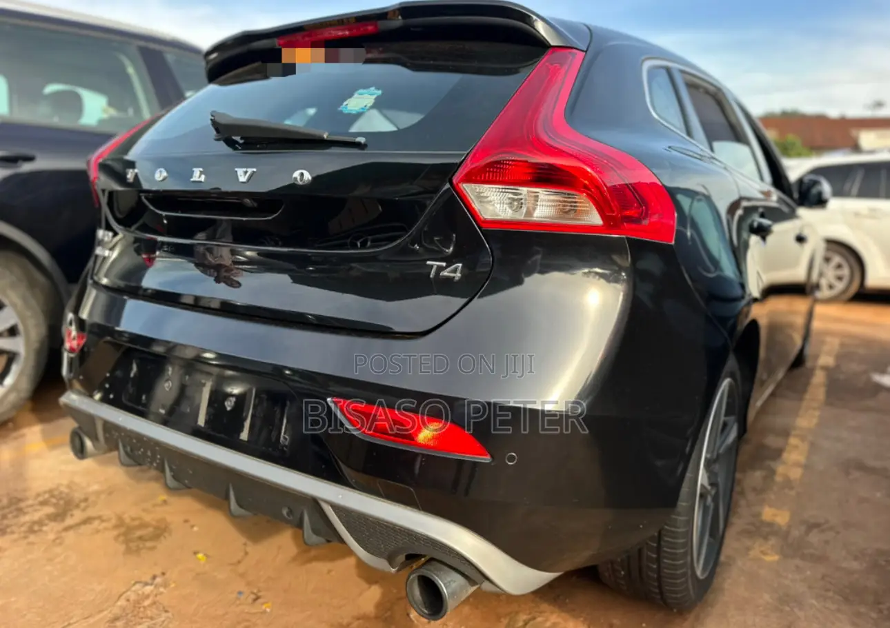 Volvo V40 2014 Black