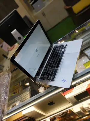 Laptop Apple MacBook Pro 2012 6GB Intel Core I5 HDD 320GB