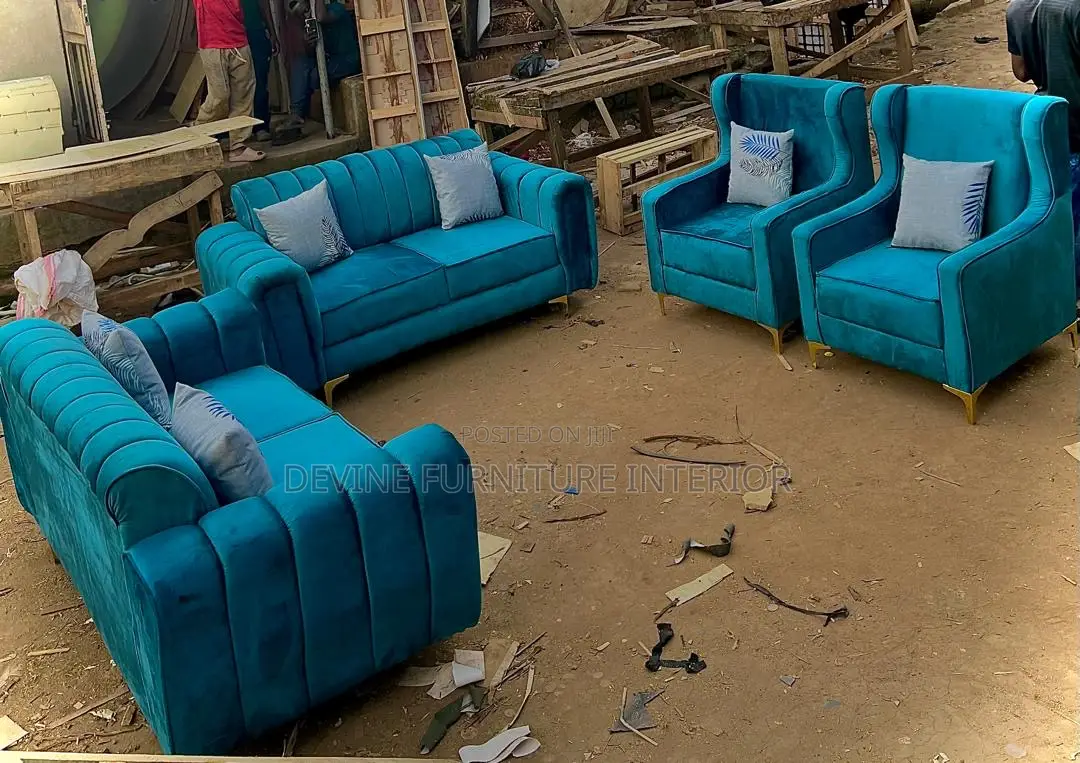 Seven Seater (3,2,1,1)