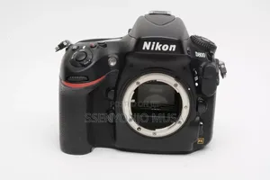 Nikon D800 36.3mp Full Frame Digital SLR Camera