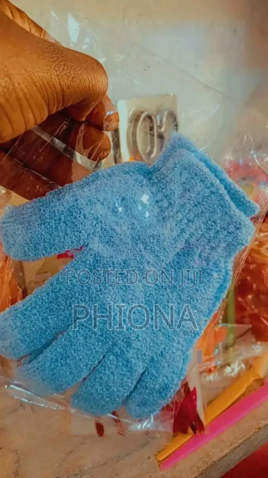 Exfoliating Shower Gloves