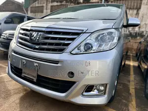 Toyota Alphard 2.4 Petrol AWD 2013 Silver