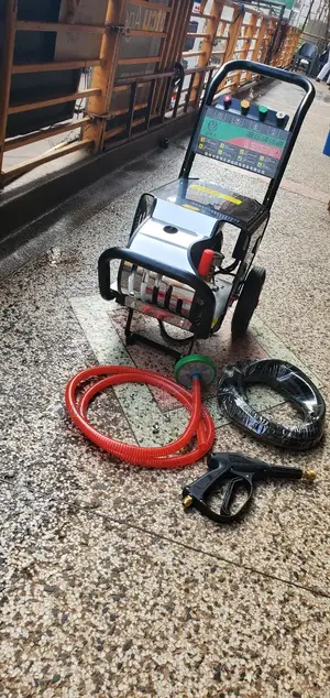 Electric High Pressure Washer / Car Washer 2.4kw Automatic