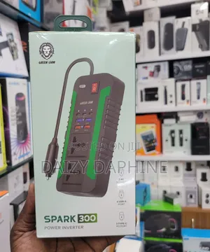 Green Lion Spark 300 Power Inverter