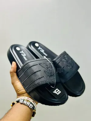 Y-3 Black Slides
