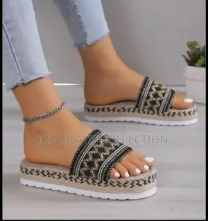 Lady's Flat Shoes