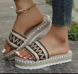 Lady's Flat Shoes