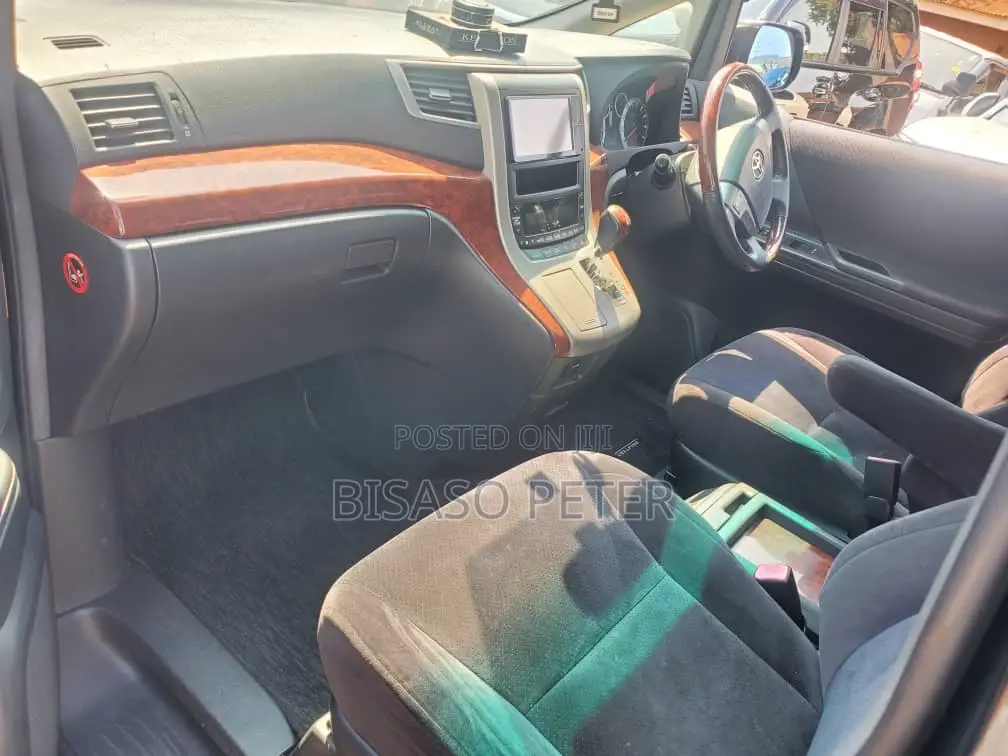 Toyota Vellfire 2013 Black