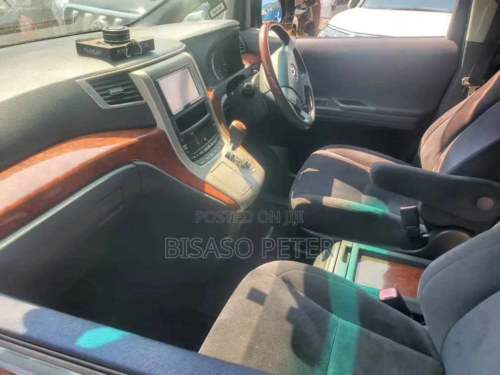 Toyota Vellfire 2013 Black