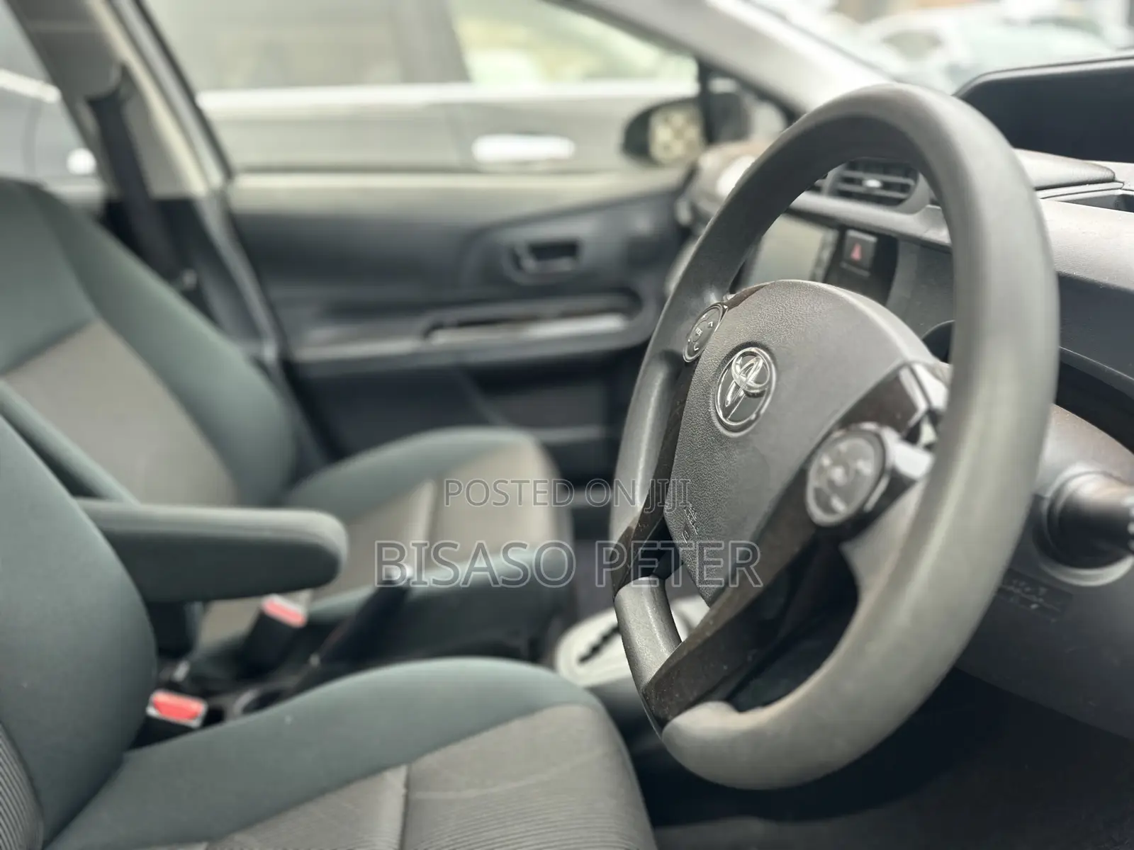 Toyota Aqua 2015 Silver
