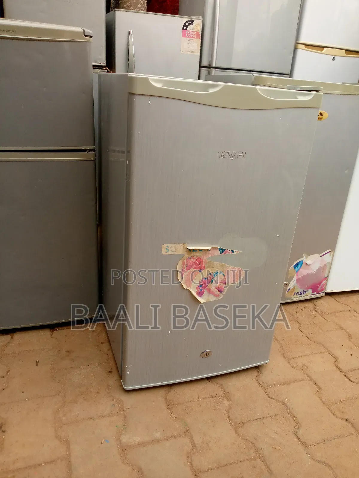 Fridge/Single/Genre