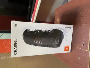 JBL Charge5
