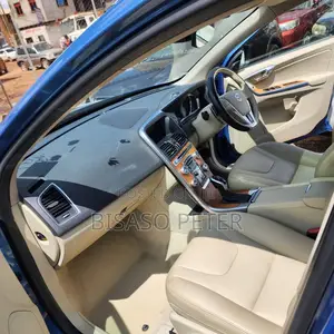 Volvo XC60 2016 Blue