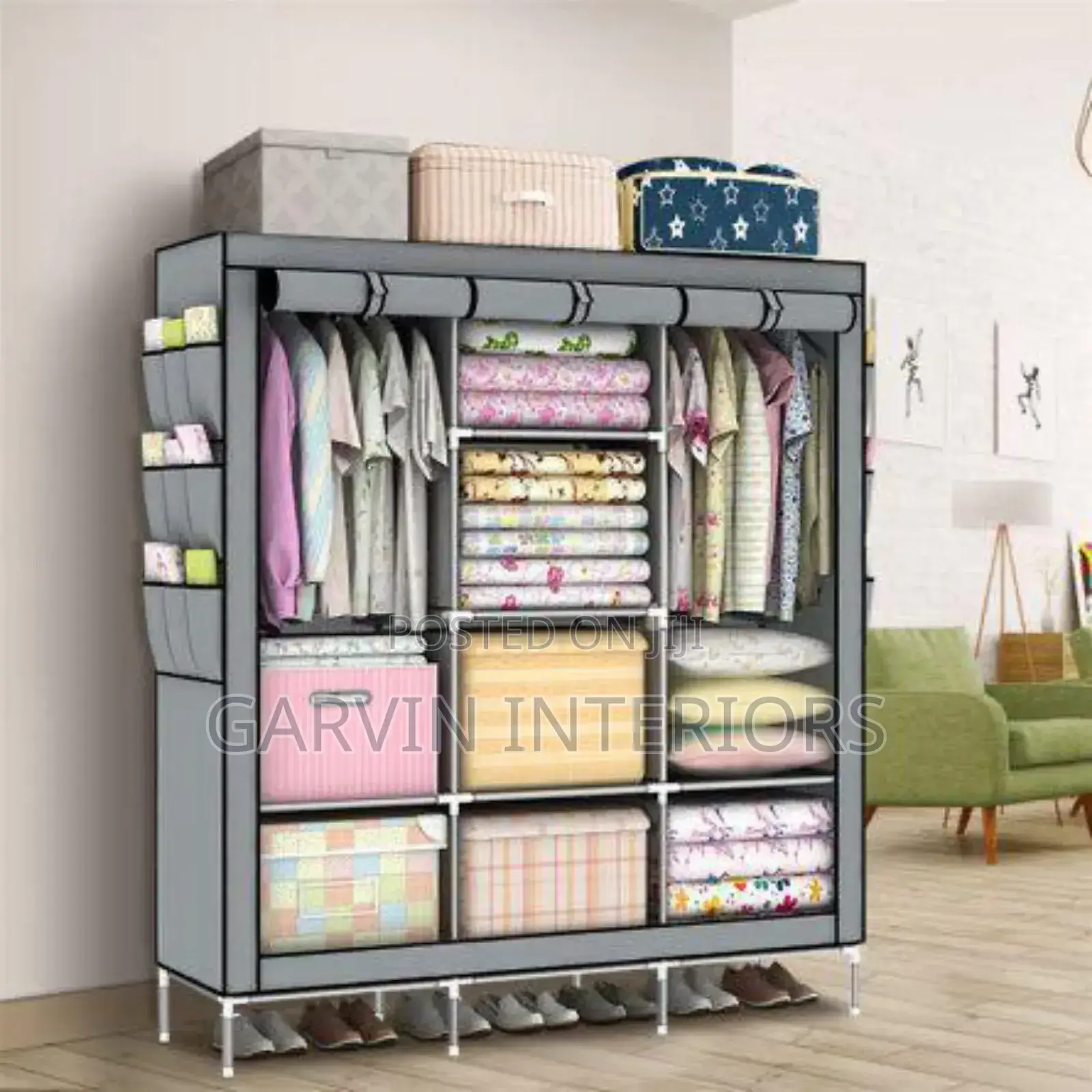 Foldable Three Colom Closet