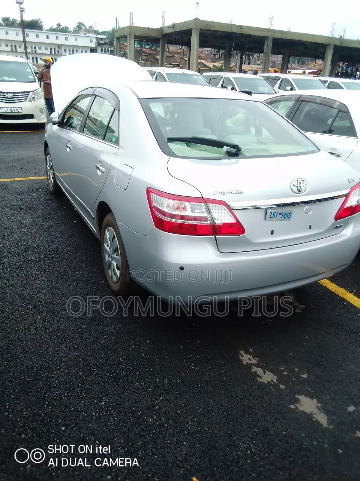 Toyota Premio 2012 Silver