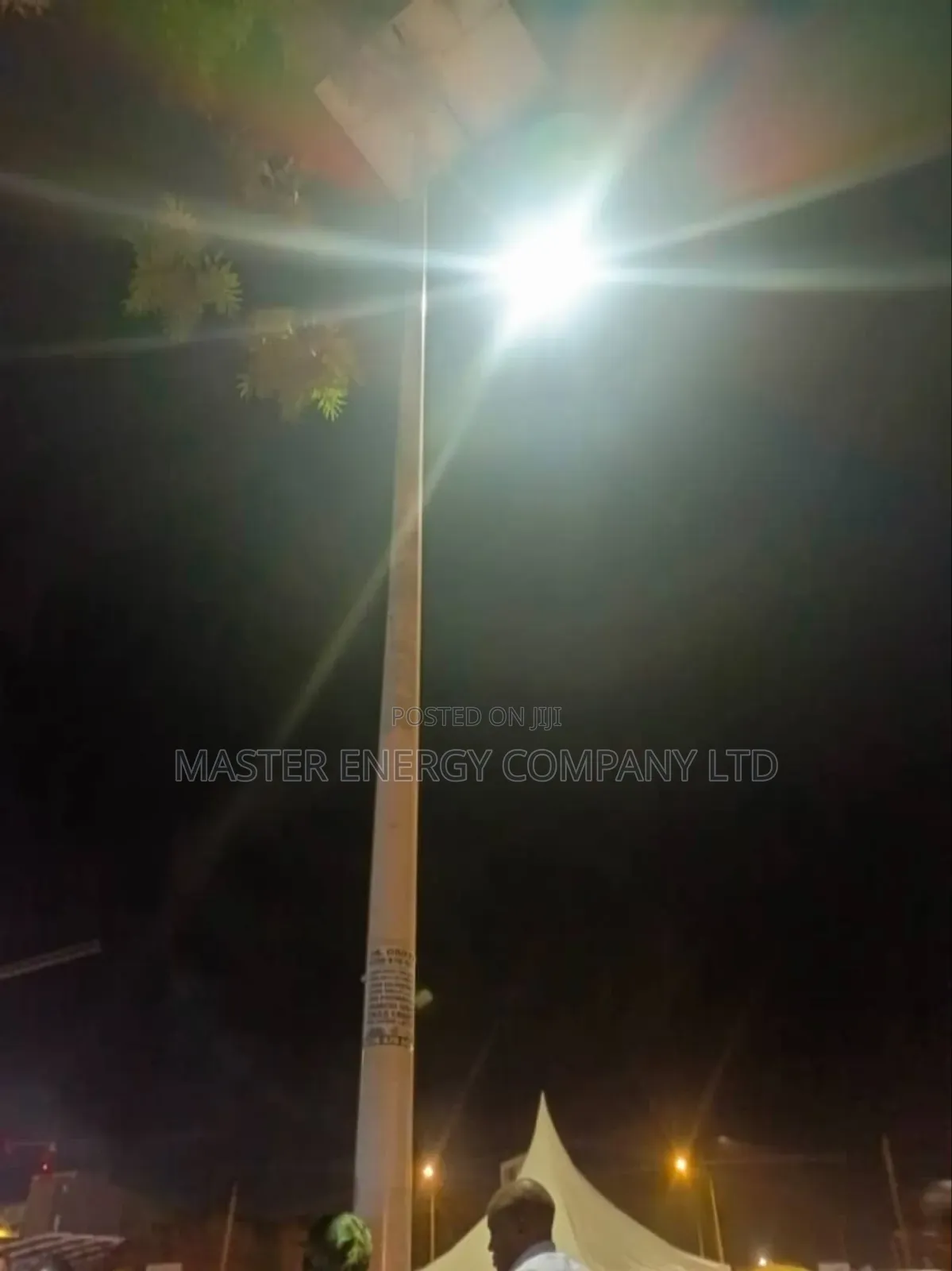 60w Street Lights Separate Batteries and Panels