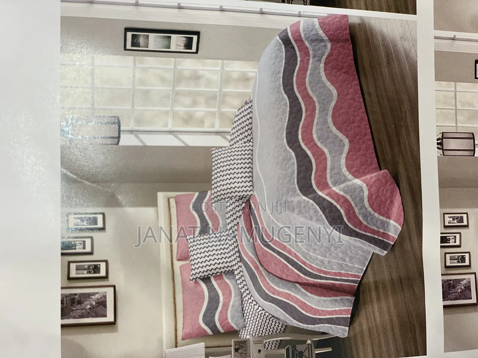 Pink 4 Piece Bedspread(Light Duvet With a Bedsheet)