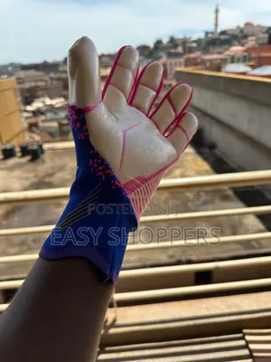 Adidas Predator Gl Pro Goalkeeper Gloves.