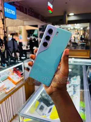 New Tecno Camon 40 Pro 4G 128 GB Blue