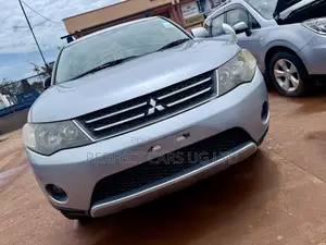 Mitsubishi Outlander 2011 Silver