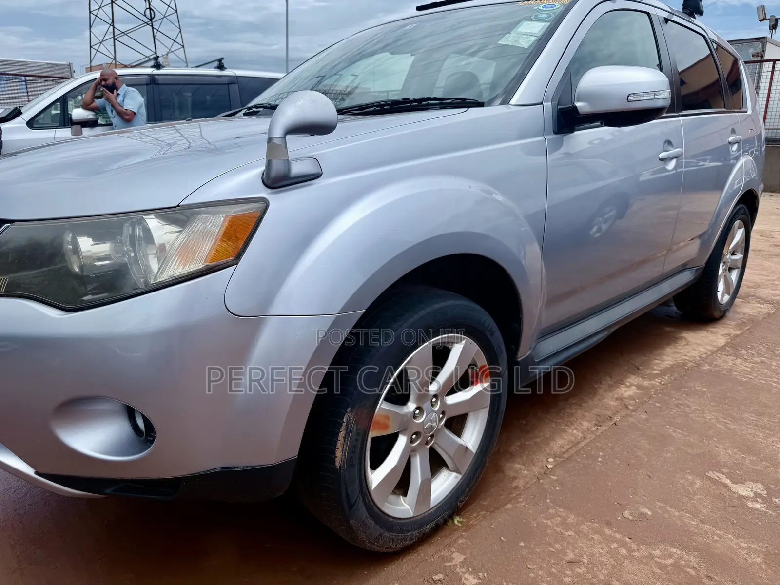 Mitsubishi Outlander 2011 Silver