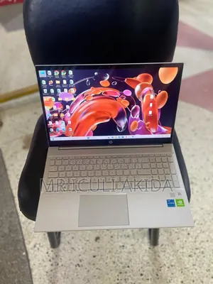 New Laptop HP Pavilion 15 8GB Intel Core I5 SSD 512GB