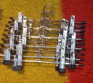 Metallic Peg Hungers