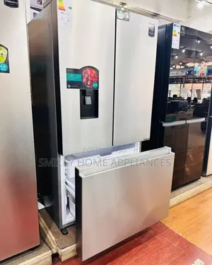 820ltrs Hisense French Door Refrigerator