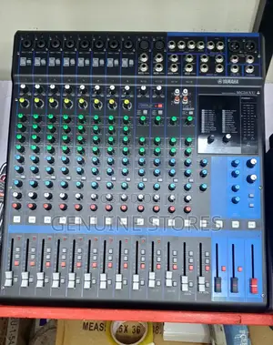 Yamaha Live Mixer 16 Channel /Mg16xu